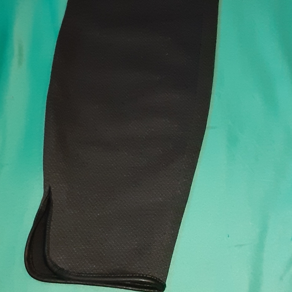 TAHARI  BLACK  PULL ON PANTS, FAUX LEATHER PIPING, SMALL PETITE - Picture 7 of 10